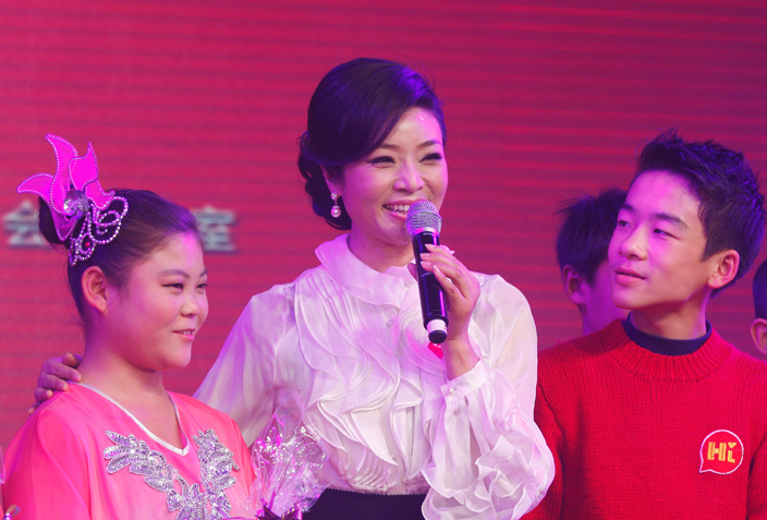 紅動中華 善行天下&mdash;&mdash;&mdash;&mdash;2012年世界艾滋病日主題慈善晚會