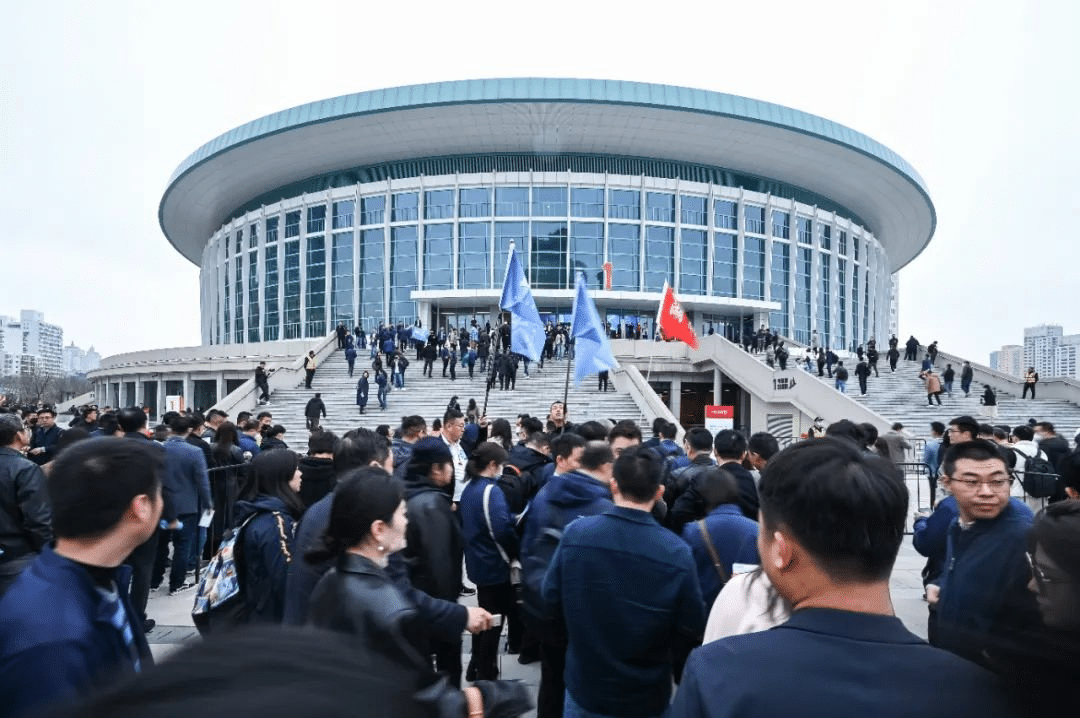 潮起海闊，共建此時(shí)——華為春季旗艦新品發(fā)布會(huì)全回顧